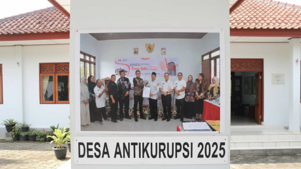 Desa Salo Kampar Desa Antikorupsi 2025 β Penetapan resmi oleh KPK RI di Kantor Desa Salo
